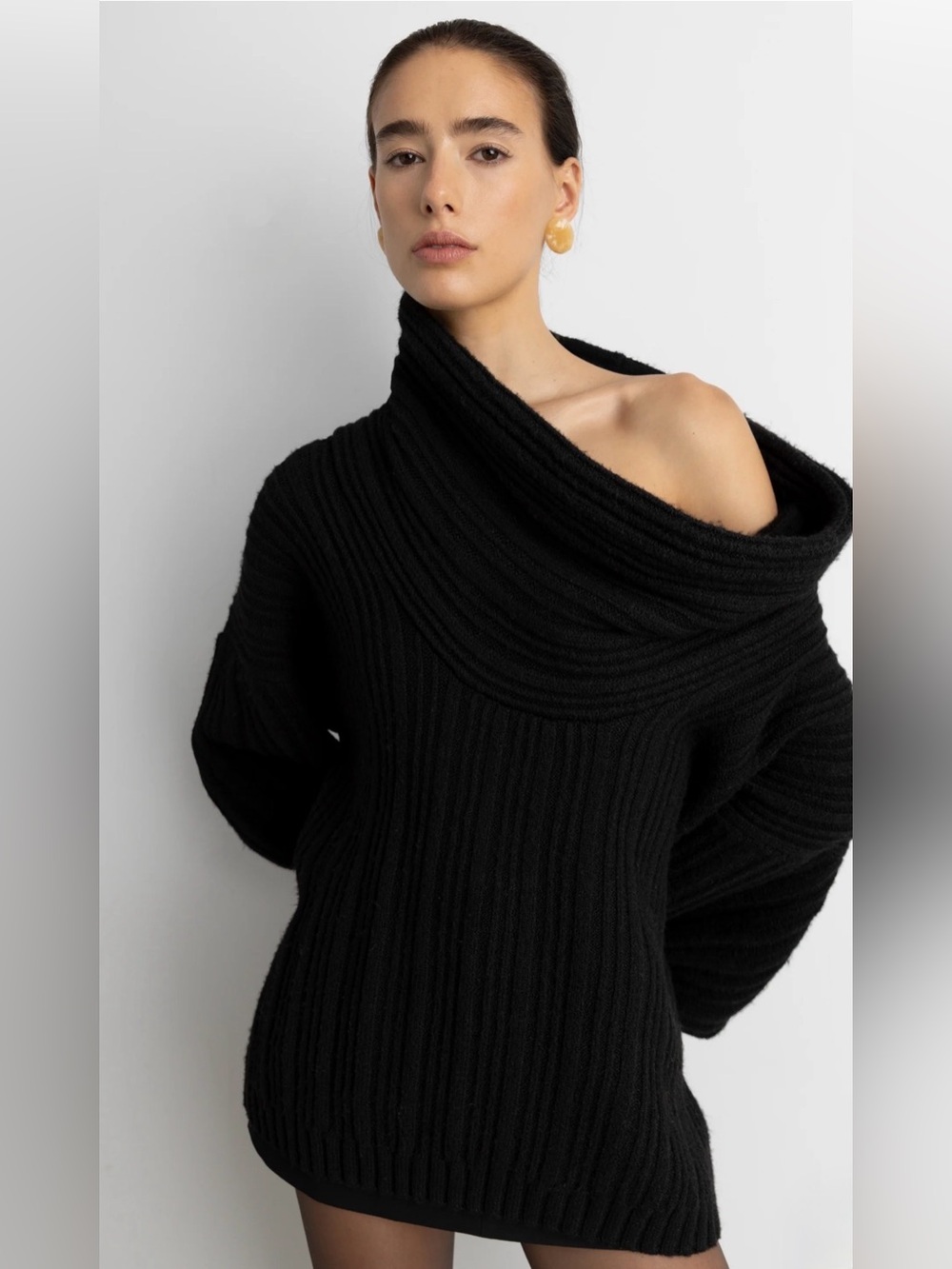 Oak + Fort Off-Shoulder Black Ribbed Sweater Oversized Size S
